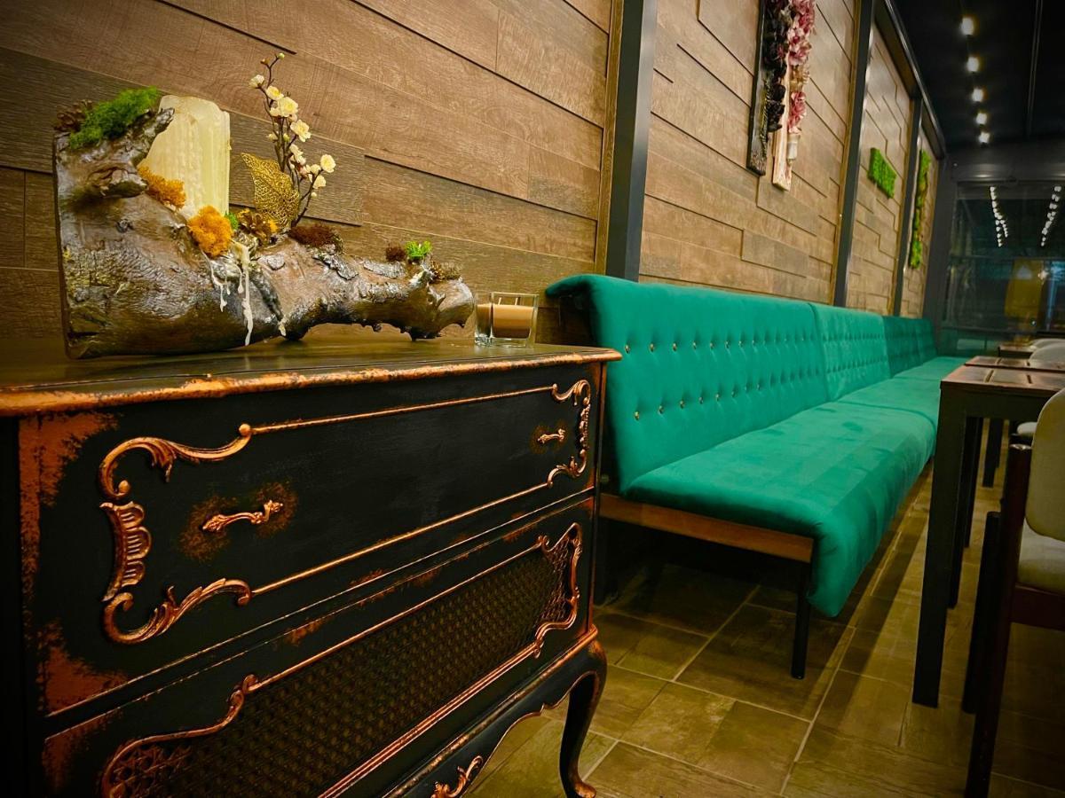 Mbi Travel Inn Craiova Exteriör bild