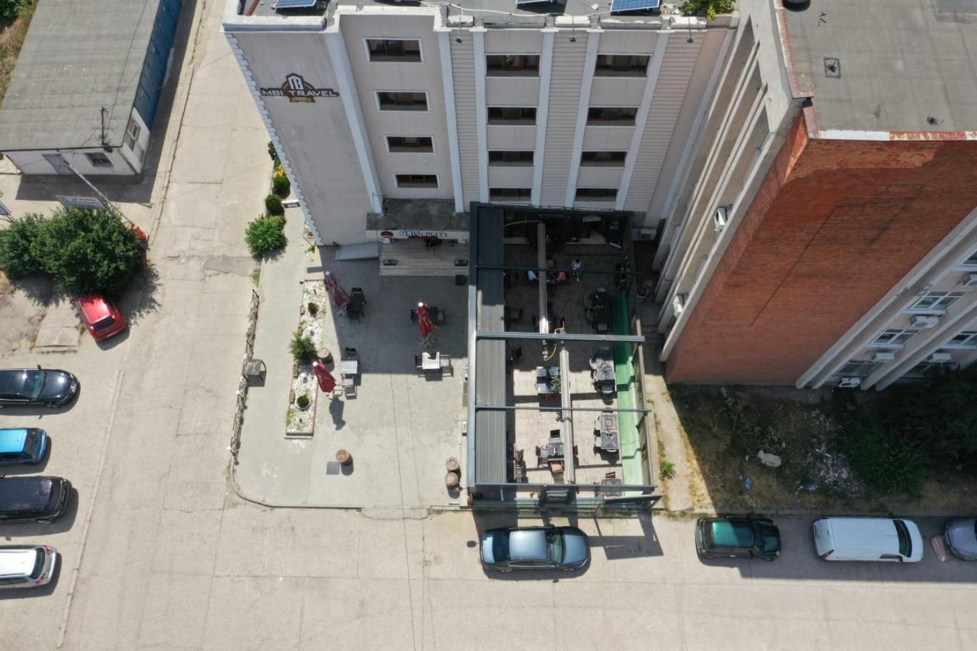 Mbi Travel Inn Craiova Exteriör bild